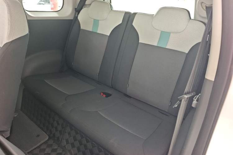 Used CHANGAN NEVO Lumin 2022 210km Sweet Edition Left Rear Seat