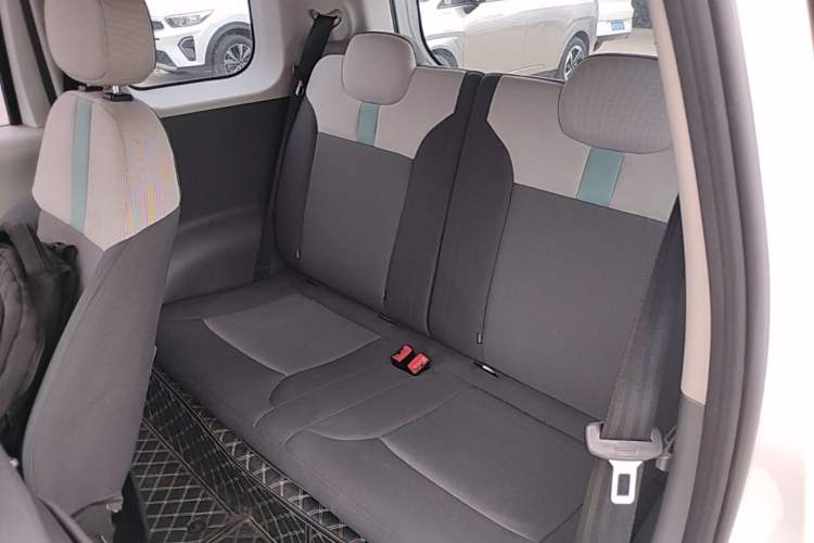 Used CHANGAN NEVO Lumin 2022 210km Sweet Edition Left Rear Seat