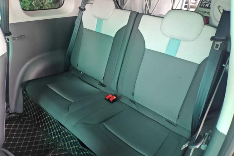 Used CHANGAN NEVO Lumin 2022 210km Sweet Edition Left Rear Seat