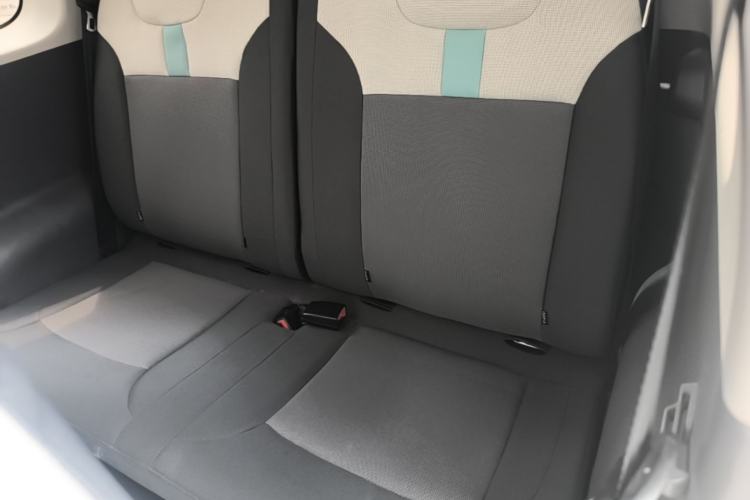 Used CHANGAN NEVO Lumin 2022 155 km – Refreshingly Sweet Edition Left Rear Seat