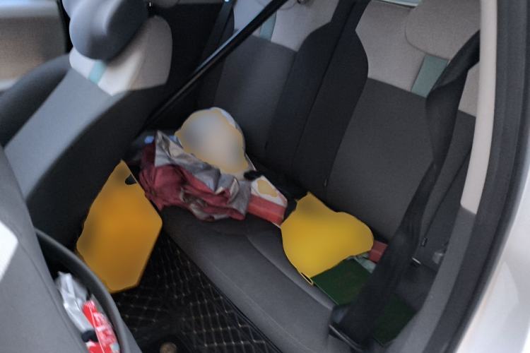 Used CHANGAN NEVO Lumin 2022 155 km – Refreshingly Sweet Edition Left Rear Seat