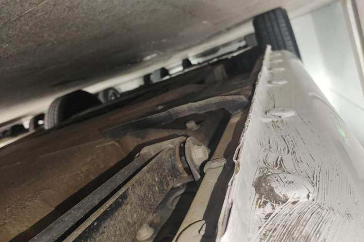 Used CHANGAN NEVO Lumin 2022 155 km – Refreshingly Sweet Edition Left Side Sill