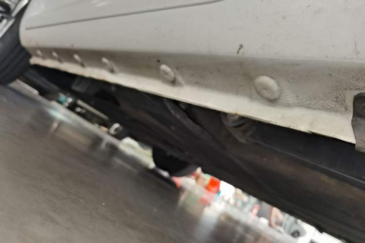 Used CHANGAN NEVO Lumin 2022 210km Sweet Edition Left Side Sill