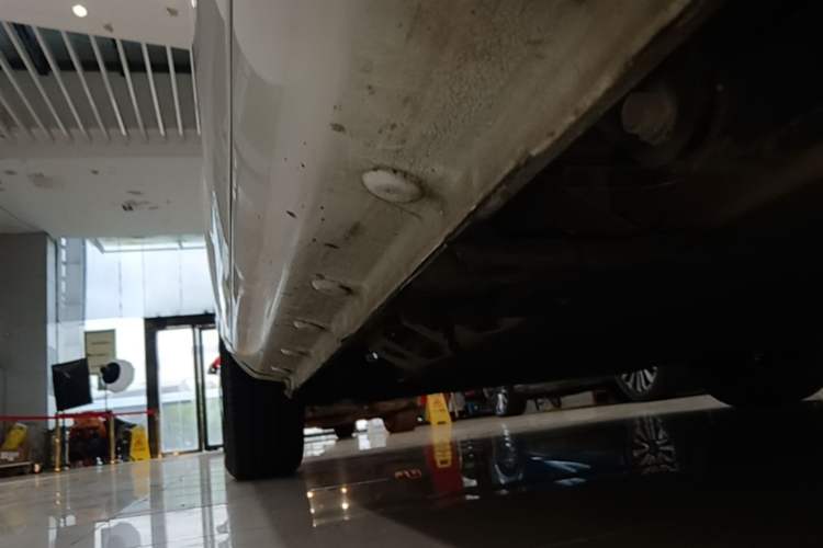 Used CHANGAN NEVO Lumin 2022 301km Honey-Sweet Version Left Side Sill