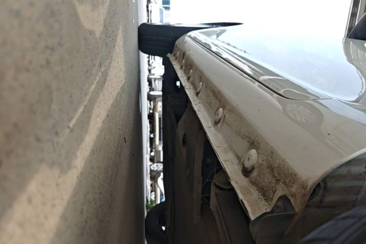 Used CHANGAN NEVO Lumin 2022 210km Sweet Edition Left Side Sill