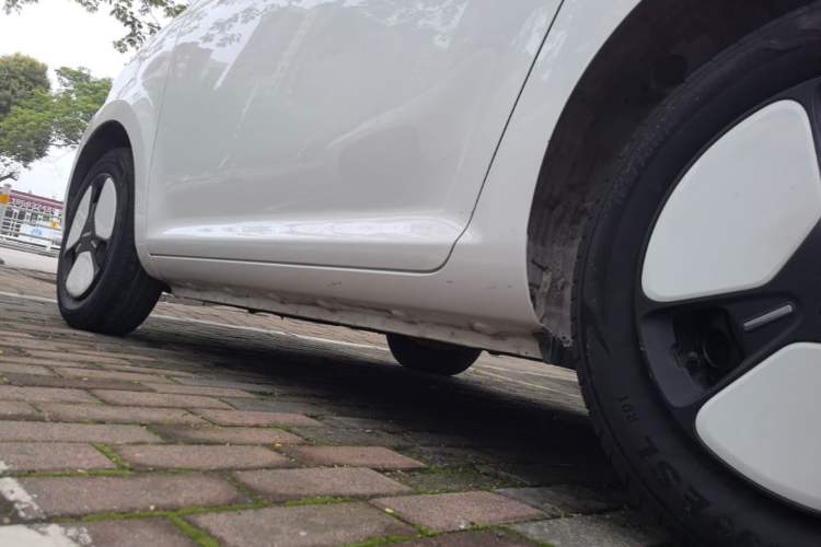 Used CHANGAN NEVO Lumin 2022 301km Honey-Sweet Version Left Side Sill