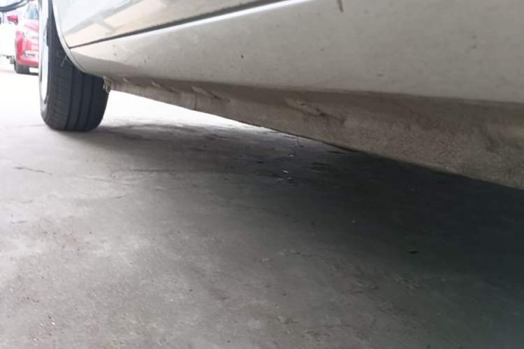 Used CHANGAN NEVO Lumin 2022 210km Sweet Edition Left Side Sill