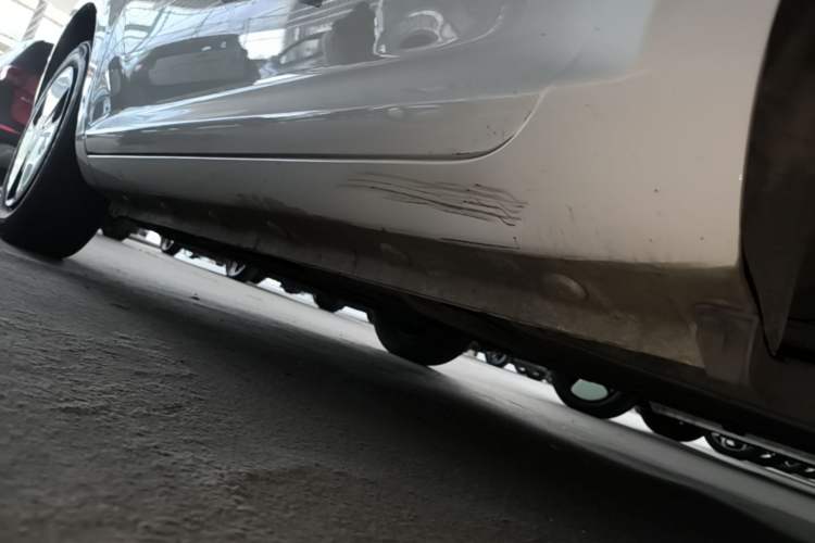 Used CHANGAN NEVO Lumin 2022 210km Sweet Edition Left Side Sill
