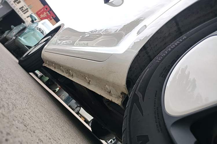 Used CHANGAN NEVO Lumin 2022 210km Sweet Edition Left Side Sill