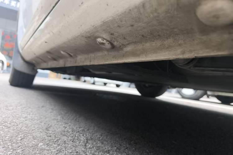 Used CHANGAN NEVO Lumin 2022 210km Sweet Edition Left Side Sill