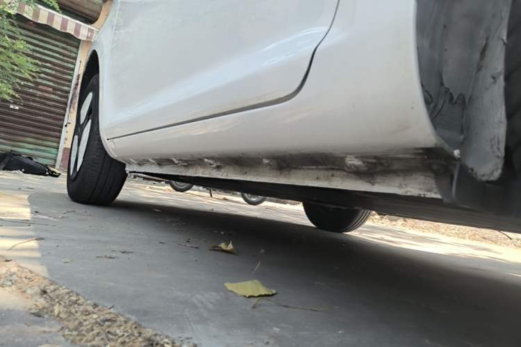 Used CHANGAN NEVO Lumin 2022 210km Sweet Edition Left Side Sill