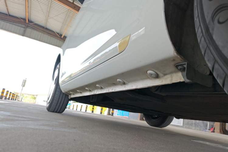 Used CHANGAN NEVO Lumin 2022 210km Sweet Edition Left Side Sill
