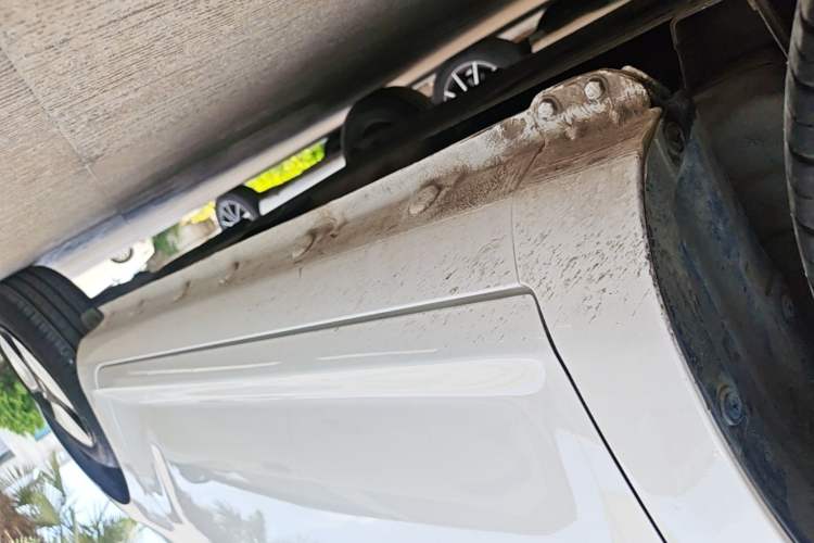 Used CHANGAN NEVO Lumin 2022 210km Sweet Edition Left Side Sill