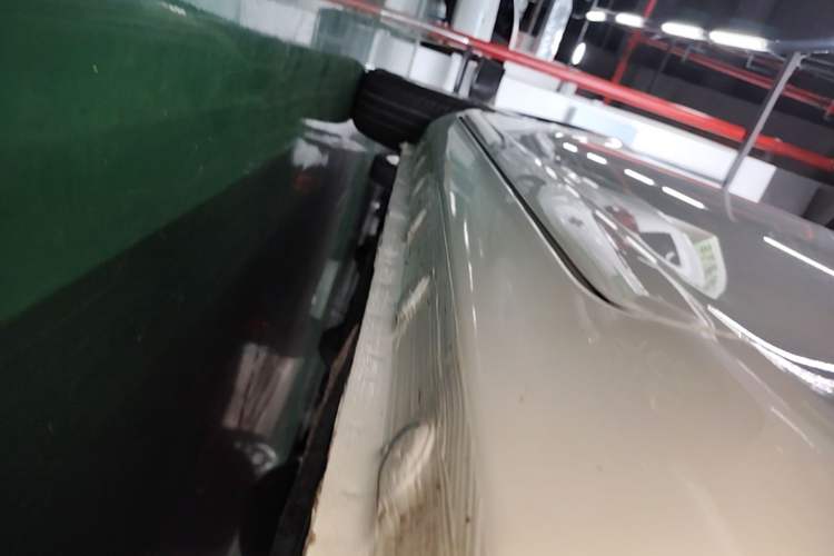 Used CHANGAN NEVO Lumin 2022 155 km – Refreshingly Sweet Edition Left Side Sill