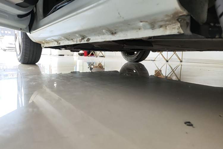 Used CHANGAN NEVO Lumin 2022 155 km – Refreshingly Sweet Edition Left Side Sill