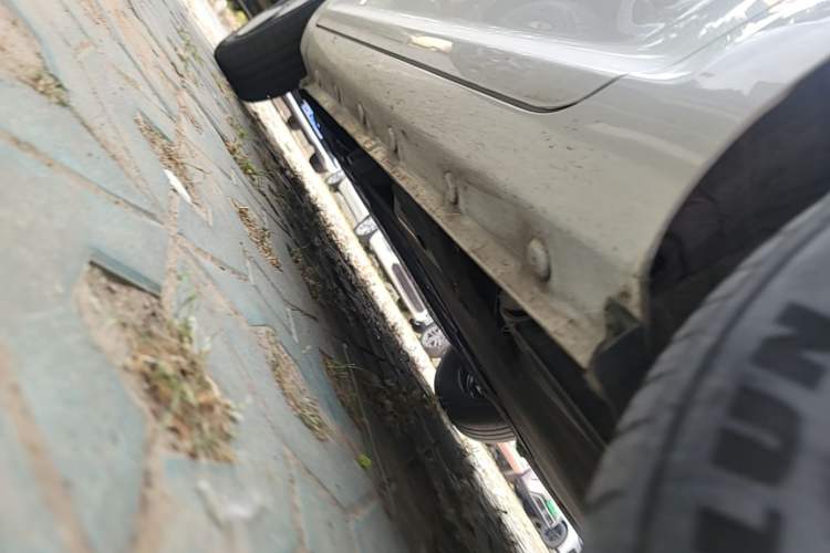 Used CHANGAN NEVO Lumin 2022 210km Sweet Edition Left Side Sill