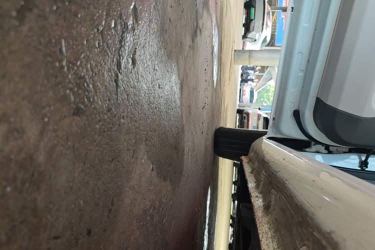 Used CHANGAN NEVO Lumin 2022 155 km – Refreshingly Sweet Edition Left Side Sill