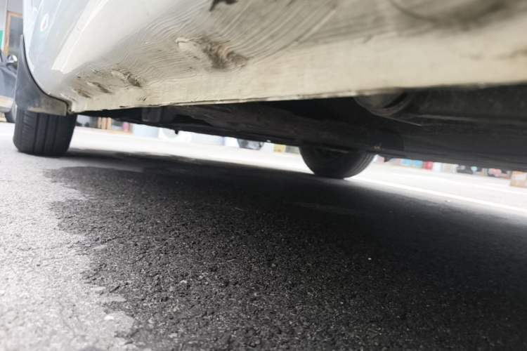 Used CHANGAN NEVO Lumin 2022 155 km – Refreshingly Sweet Edition Left Side Sill