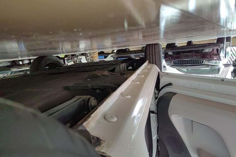 Used CHANGAN NEVO Lumin 2022 210km Sweet Edition Left Side Sill