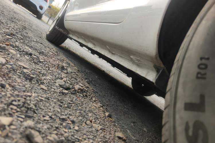 Used CHANGAN NEVO Lumin 2022 210km Sweet Edition Left Side Sill