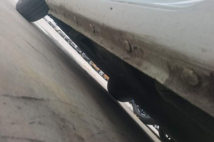 Used CHANGAN NEVO Lumin 2022 210km Sweet Edition Left Side Sill