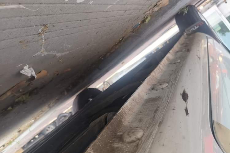 Used CHANGAN NEVO Lumin 2022 155 km – Refreshingly Sweet Edition Left Side Sill