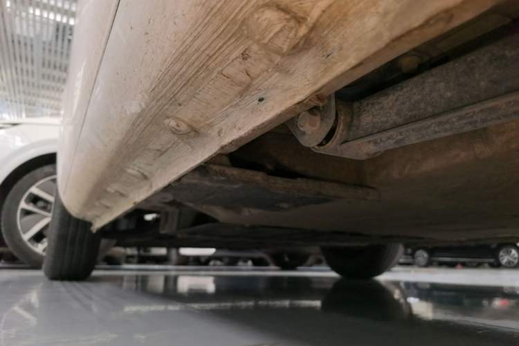 Used CHANGAN NEVO Lumin 2022 155 km – Refreshingly Sweet Edition Left Side Sill