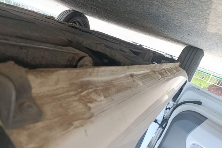 Used CHANGAN NEVO Lumin 2022 155 km – Refreshingly Sweet Edition Left Side Sill