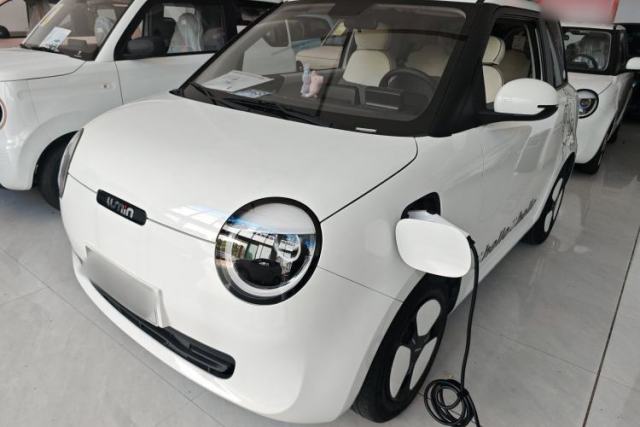 Used CHANGAN NEVO Lumin 2022 210km Sweet Edition