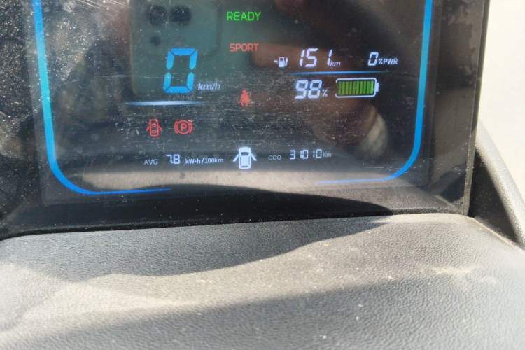 Used CHANGAN NEVO Lumin 2022 155 km – Refreshingly Sweet Edition Odometer Close Up