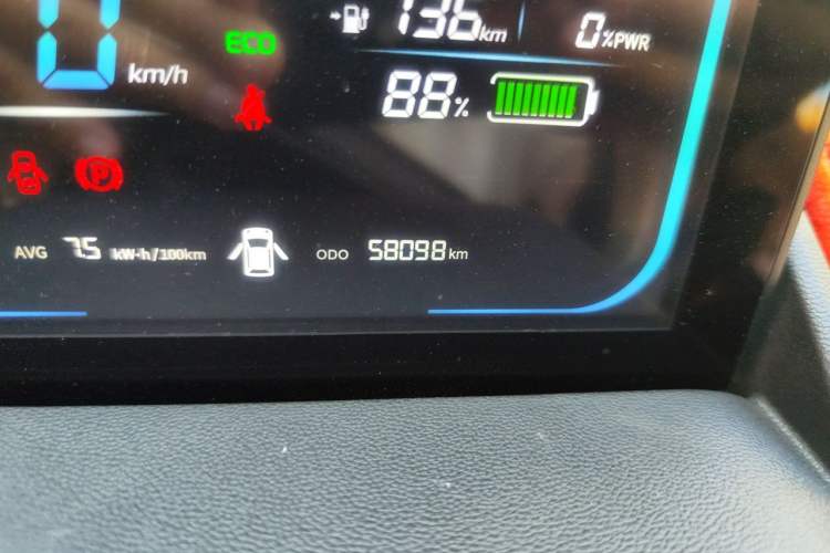 Used CHANGAN NEVO Lumin 2022 155 km – Refreshingly Sweet Edition Odometer Close Up