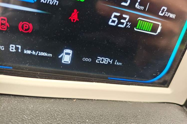 Used CHANGAN NEVO Lumin 2022 155 km – Refreshingly Sweet Edition Odometer Close Up