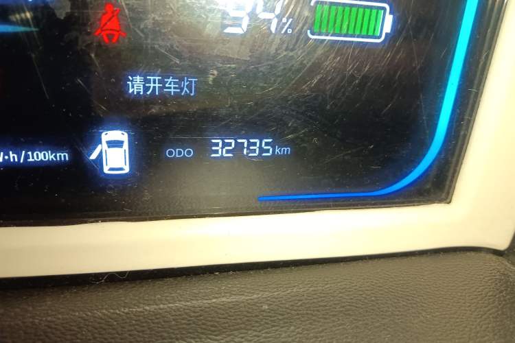 Used CHANGAN NEVO Lumin 2022 155 km – Refreshingly Sweet Edition Odometer Close Up