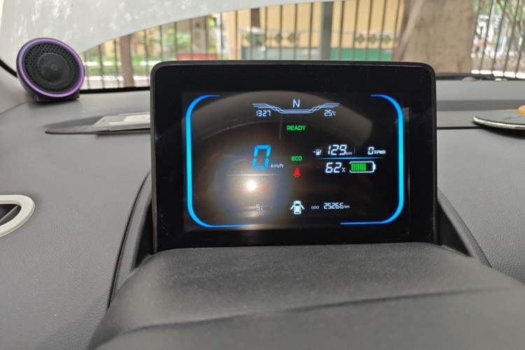 Used CHANGAN NEVO Lumin 2022 210km Sweet Edition Odometer Close Up