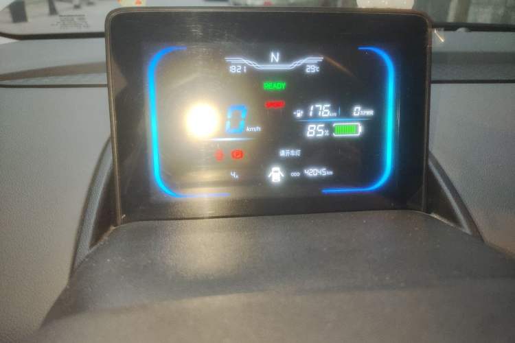 Used CHANGAN NEVO Lumin 2022 210km Sweet Edition Odometer Close Up