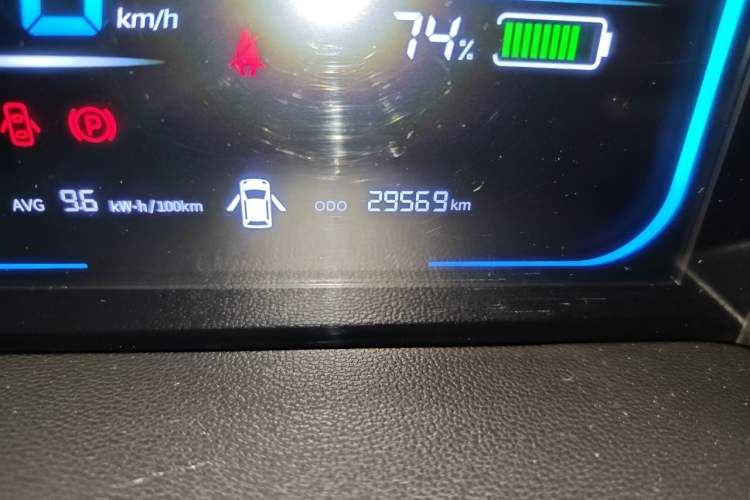 Used CHANGAN NEVO Lumin 2022 210km Sweet Edition Odometer Close Up