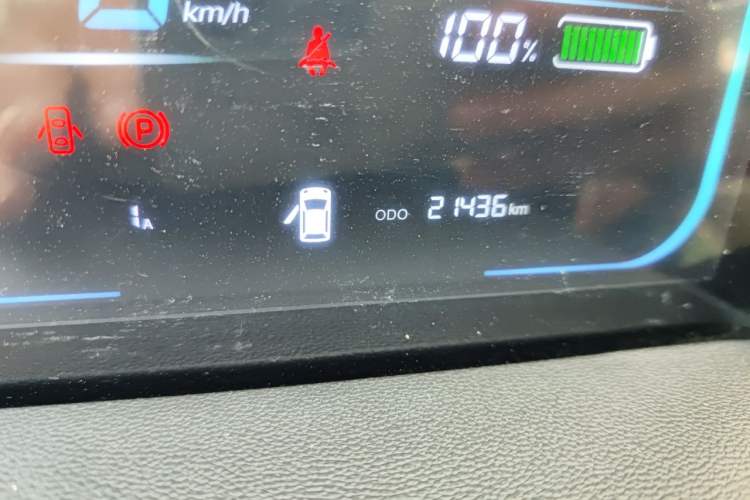 Used CHANGAN NEVO Lumin 2022 155 km – Refreshingly Sweet Edition Odometer Close Up