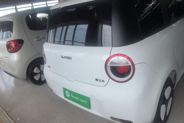 Used CHANGAN NEVO Lumin 2022 155 km – Refreshingly Sweet Edition Rear