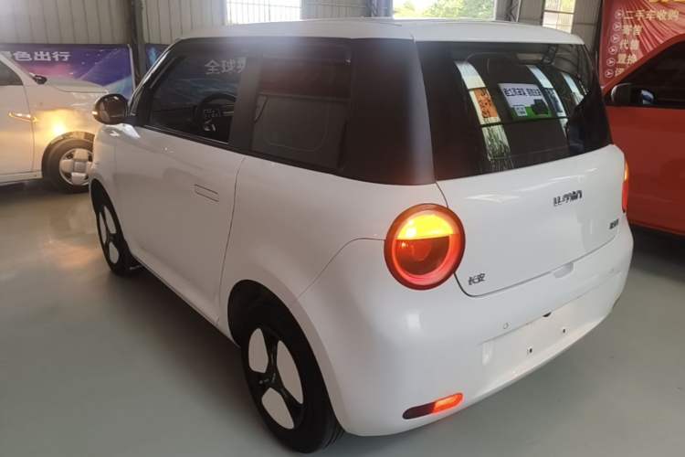 Used CHANGAN NEVO Lumin 2022 155 km – Refreshingly Sweet Edition Rear Left 45 Deg