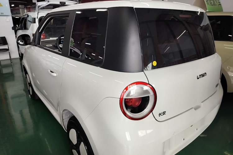 Used CHANGAN NEVO Lumin 2022 155 km – Refreshingly Sweet Edition Rear Left 45 Deg