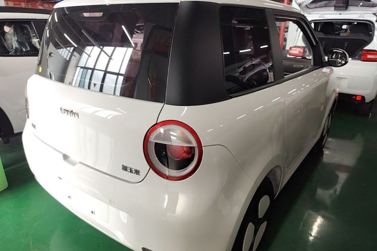 Used CHANGAN NEVO Lumin 2022 155 km – Refreshingly Sweet Edition Rear Right 45 Deg