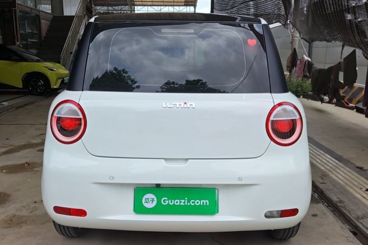 Used CHANGAN NEVO Lumin 2022 155 km – Refreshingly Sweet Edition Rear