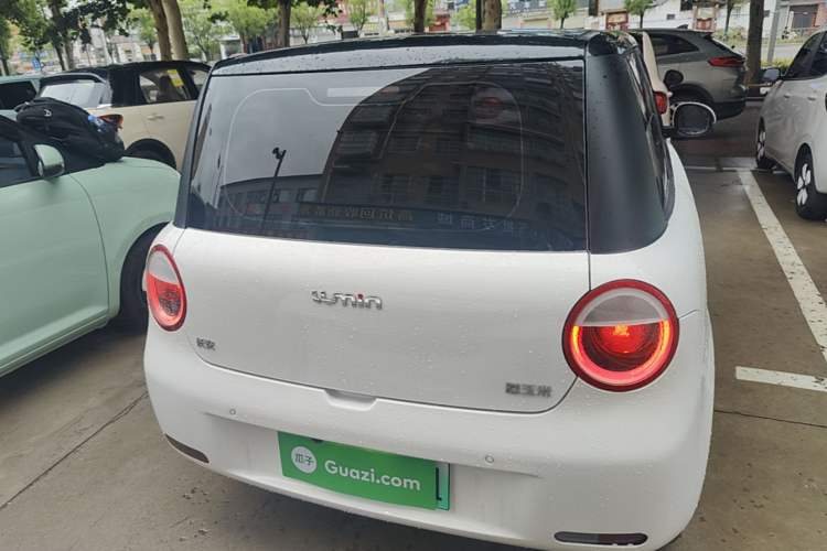 Used CHANGAN NEVO Lumin 2022 155 km – Refreshingly Sweet Edition Rear