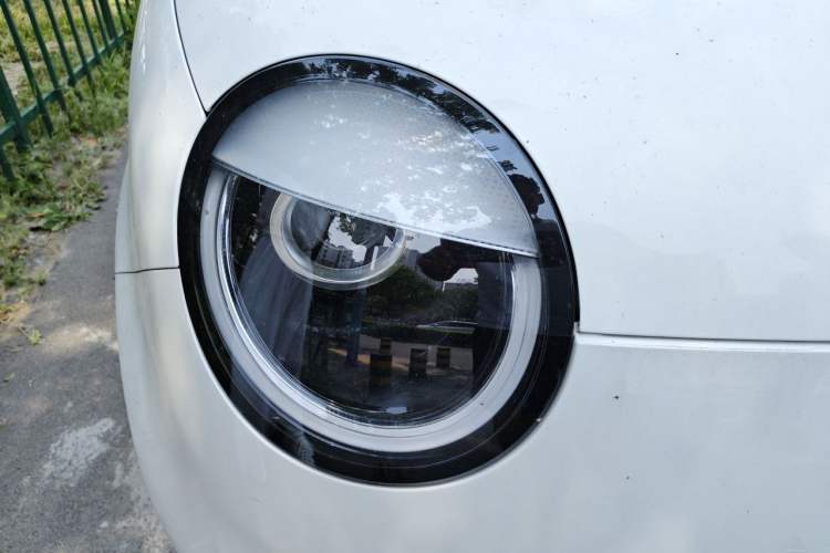 Used CHANGAN NEVO Lumin 2022 155 km – Refreshingly Sweet Edition Right Front Headlight