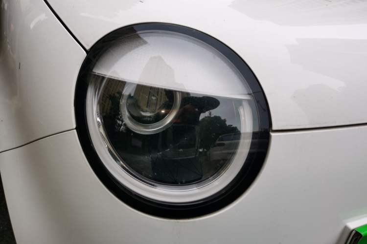 Used CHANGAN NEVO Lumin 2022 155 km – Refreshingly Sweet Edition Right Front Headlight