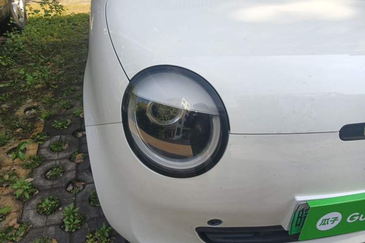 Used CHANGAN NEVO Lumin 2022 155 km – Refreshingly Sweet Edition Right Front Headlight