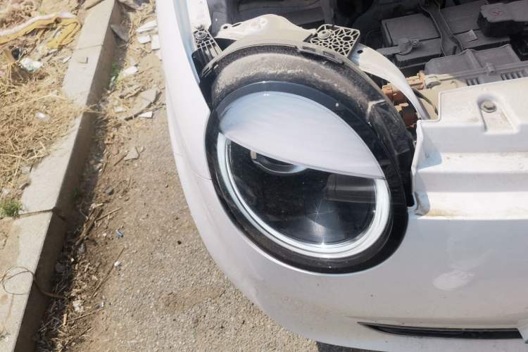Used CHANGAN NEVO Lumin 2022 210km Sweet Edition Right Front Headlight