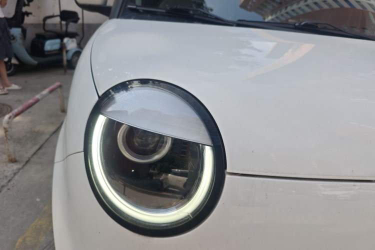 Used CHANGAN NEVO Lumin 2022 210km Sweet Edition Right Front Headlight