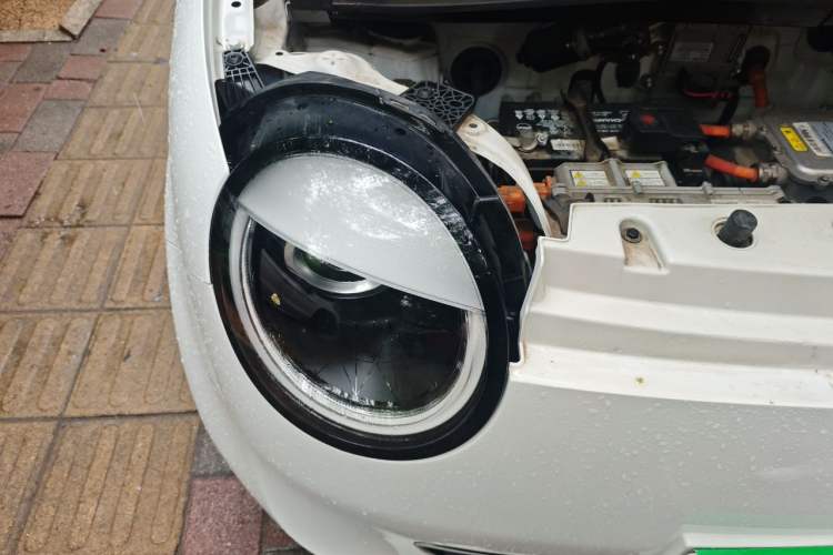 Used CHANGAN NEVO Lumin 2022 210km Sweet Edition Right Front Headlight