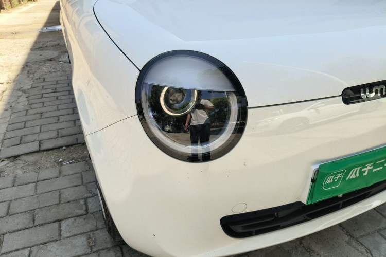 Used CHANGAN NEVO Lumin 2022 155 km – Refreshingly Sweet Edition Right Front Headlight